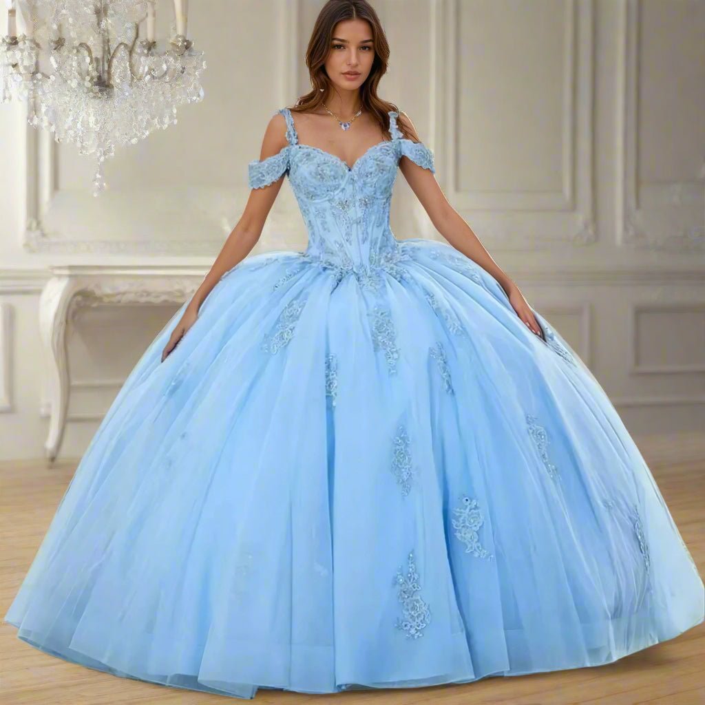 Quinceañera and Ball Gowns 7 - BENCHAYA